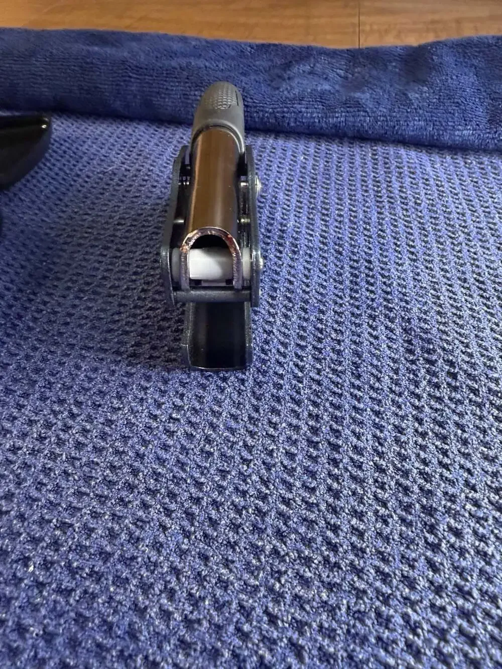 Shiny Model-EM Handheld Embosser Seal Press with Plastic Carrying Case